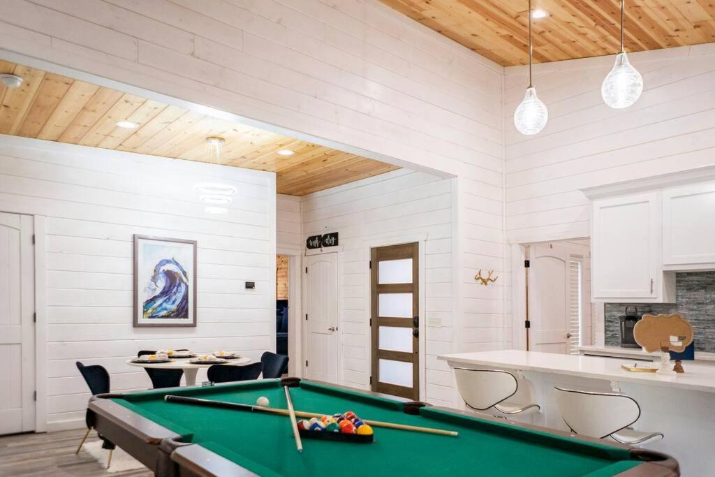Diamond Cabin W/ Jet Shower & Secluded Back Deck! Броукън Боу Екстериор снимка