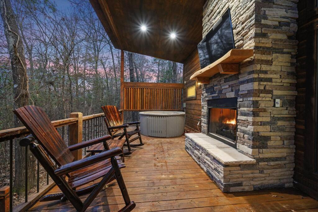Diamond Cabin W/ Jet Shower & Secluded Back Deck! Броукън Боу Екстериор снимка