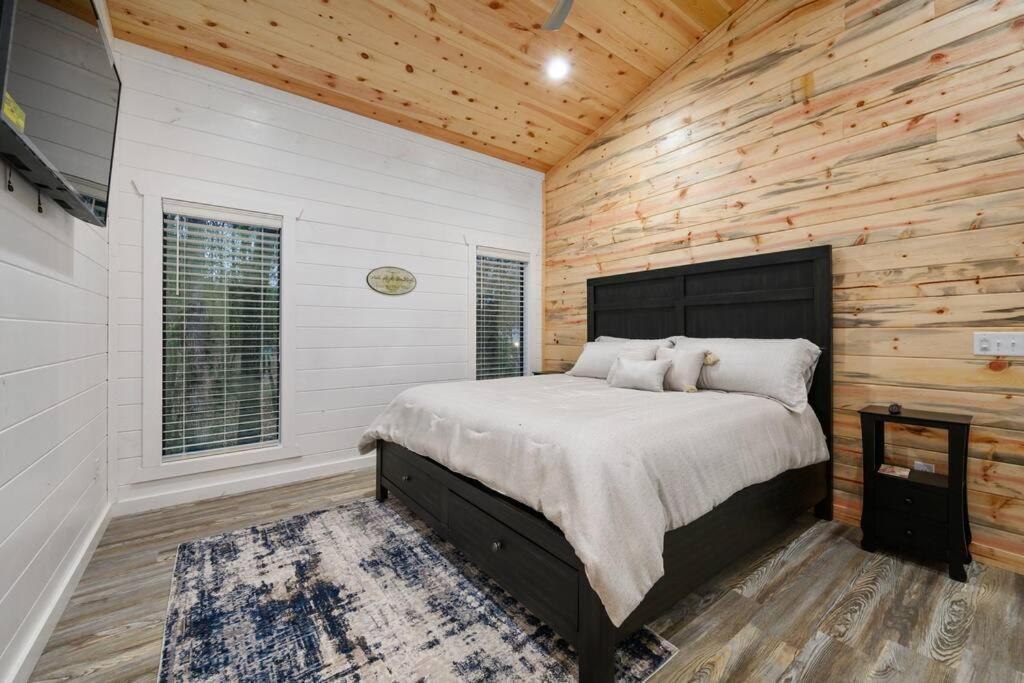 Diamond Cabin W/ Jet Shower & Secluded Back Deck! Броукън Боу Екстериор снимка